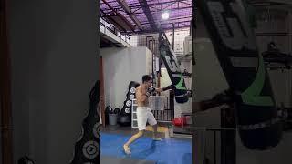 INI YANG PALING BIKIN AZKA CORBUZIER SEMANGAT!!LATIHAN BOXING!! #shorts #azkacorbuzier #boxing