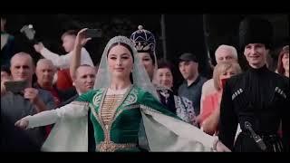 Адыгский «Лъапэрисэ», чеченский перепляс и дагестанский-девичий танцы в исполнении осетин