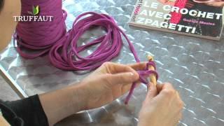 Apprendre le crochet : la maille en l'air ou chaînette - Truffaut