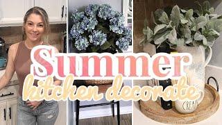 SUMMER KITCHEN CLEAN & DECORATE WITH ME 2022 | SUMMER DECORATING IDEAS | COZY KITCHEN HOME DECOR