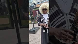 Nigerian in Georgian Chokha on Arbat street, Moscow. #Georgian #nigerian #funny