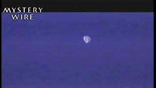 MYSTERY WIRE - Las Vegas UFO spotter - 2005