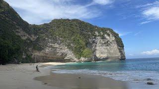 Going Down to the Kelingking Beach, Nusa Penida, 2023/05