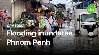 Sewage in Phnom Penh streets after flooding | Radio Free Asia (RFA)