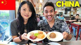 Chinese Lady Takes Me On An AUTHENTIC Breakfast Tour  (Beijing, China)