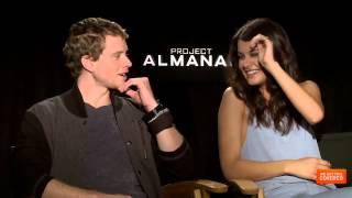 Project Almanac Interview With Jonny Weston, Virginia Gardner, Sofia D'Elia-Black and More [HD]