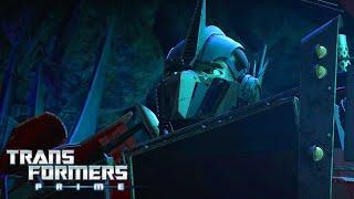 Optimus Prime Returns | Transformers: Prime | Clip | Animation | Transformers Official