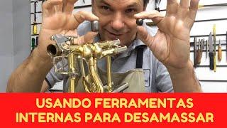 Desamassando curva de trombone com ferramentas internas