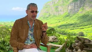 Jurassic World: Fallen Kingdom: Jeff Goldblum Official Movie Interview | ScreenSlam