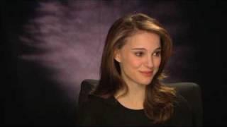 BLACK SWAN Featurette: Natalie Portman