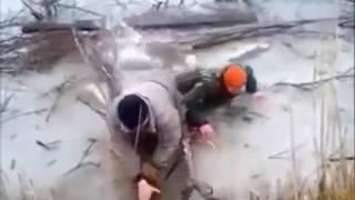 Подборка Угарные приколы на Рыбалке 2017 №2   YouTube 360p