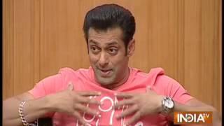 Watch Salman praising Elli Avram in Aap Ki Adalat