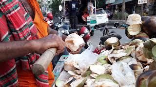 How To Cut Open Palmyra Palm  Fruit.Professional Peeling Asian Palmyra Palm Fruit Edible Jelly Seeds