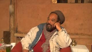 A MUST SEE VIDEO!!! A FULL POWER EXPRESSION OF NON-DUAL WISDOM. A spontaneous talk by Mooji