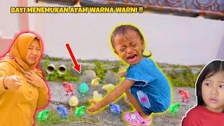 BAYI LUCU MENEMUKAN ANAK AYAM WARNA WARNI !! RERE CHANNEL