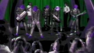 Devo - Girl U Want (Video)