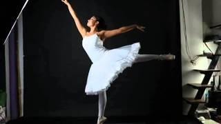 RHYTHMUS HAPPYFEET - A 'ballerina'