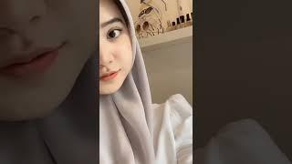 STORY hijab cwe Bening