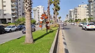 Walking tour of Hadera.  From the beach to the center.