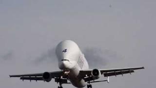 Beluga 4 windy landing at Toulouse, France