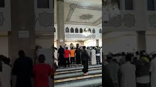 صلاة المغرب في مسجد الجامعة الإسلامية بالمدينة المنورة للقارئ ذوالقرنين خان