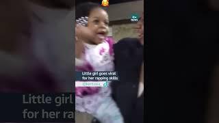 Gadis kecil menjadi viral di TikTok karena keterampilan rapnya #rap #tiktok #music #viral