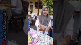 BORONG JAJANAN ANAK SMA || HARGA RECEH RASA STAR || #shortsvideo #jajanansekolah #cemilan