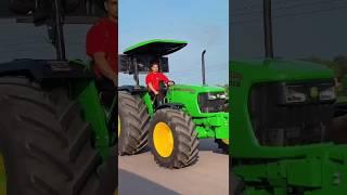 john Deere tractor stunt||Tractor stunt||Tractors Stuck In Mud  john deere Tractor  Off Roads