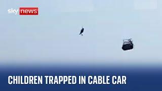 Pakistan: Operation to rescue children from stranded cable car