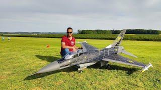 Pilot RC 1/5 F-16 3D Ultimate flight by Markus Rummer