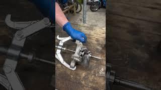 Crank shaft removal! | #honda #pa50 #moped #scooter #töffli #restocycles