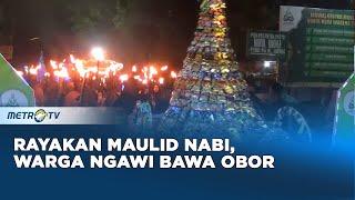 Warga Ngawi Bawa Obor Rayakan Maulid Nabi