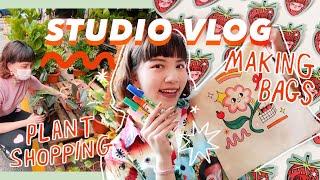 STUDIO VLOG 03⁕ : my life as an FREELANCER + making cool patreon rewards!