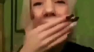 Girl burns tongue using a Straightener