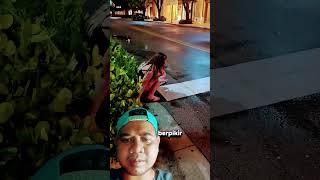 wanita cantik berak di tengah jalan #reels #prank #story #berita #faktaunik #faktadunia