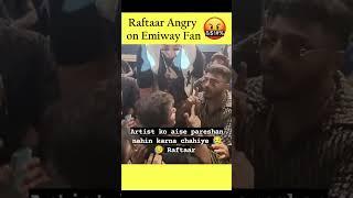 Raftaar Angry on a Fan during his Live Show| #raftaar