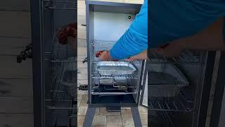 How to smoke ribs in an electric smoker