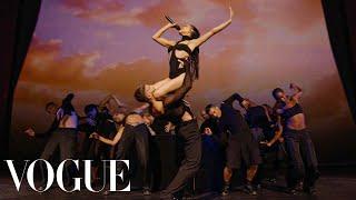 FKA Twigs Performs “It’s a Fine Day” at Vogue World: London