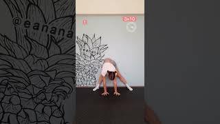 Middle split tutorial #stretching #homeworkout #flexibility #ytshorts #gymnastics #splits #tips