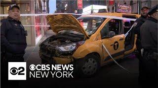 Young boy among 6 hurt when taxi hits pedestrians in Herald Square