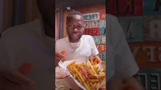 Trying American Food Popeyes for the first time