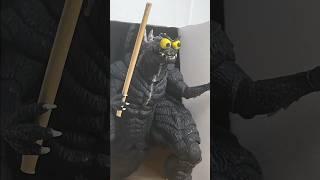 OPEN THE DOOR!!! @TalonY2K #godzilla #hiyatoys #stopmotion #kong #godzillaultima #toho #talon