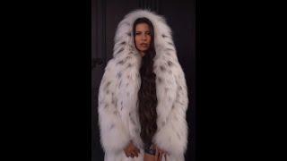I AM THE SEXIEST WHEN I WEAR FUR