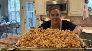 Homemade Caramel Corn that is to die for delicious. Chewy, sweet and salty, the perfect combo.