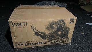 VOLT Spinnerz 2 Colorz | 1.2" Verbundfeuerwerk | 100 Shots Batterie Cake