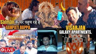 Exclusive-Arpita Khan,Aayush Sharma, and Varun Sharma take Ganpati for Visarjan at Galaxy Apartments