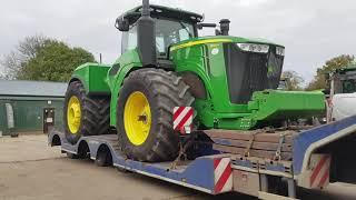 John Deere 9520R leaving Oakfields