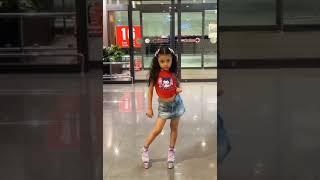 Model Little Girl  Heng Merry Yingluck #music #model #cambodia