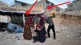 ** Thieves attacked Hagar!   How did Narges and Mohammad save him?**