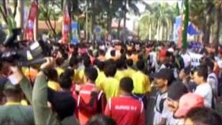 Gubernur Jabar, Ahmad Heryawan Melepas 6.000 Peserta Lari 10 K.flv